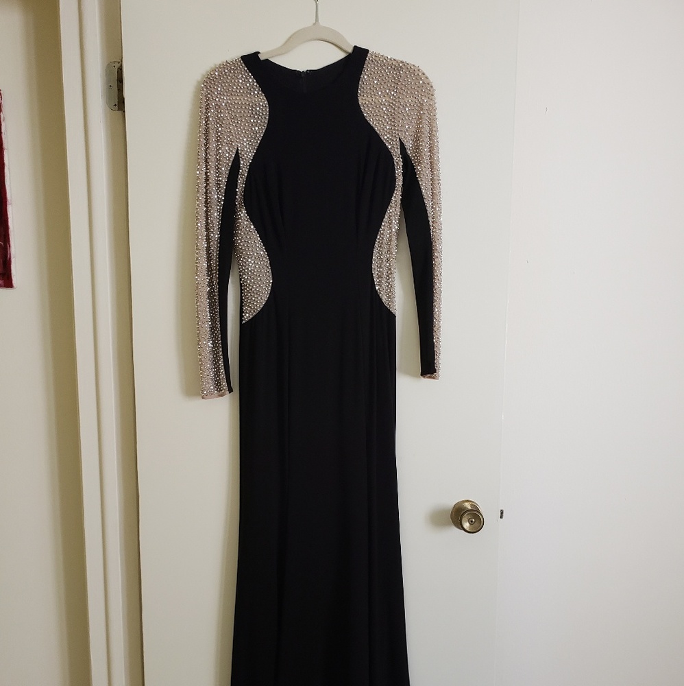 Formal gown Xscape Size 6
